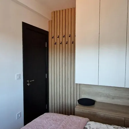 Dusica Apartman, Rosa Lux, * Zlatibor