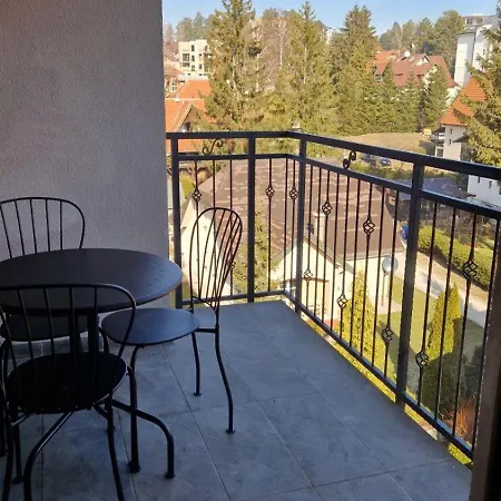 Apartamento Dusica Apartman, Rosa Lux, *
